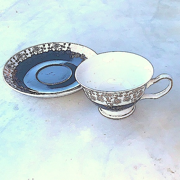 GRACES TEAWARE CUP SAUCER SET BLACK METALLIC GOLD FLORAL NEW PORCELAIN - Picture 10 of 11